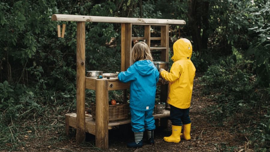What is Forest School? A Complete Guide for Parents — Forest School Finder